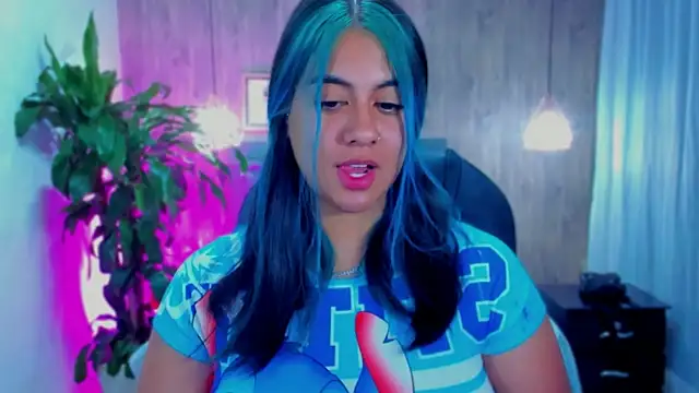 Xisu  online show from 19, 12, 2024