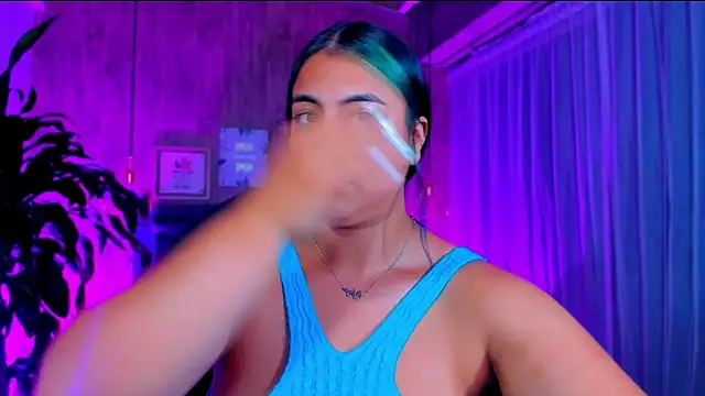 Xisu  online show from 17, 2, 2025