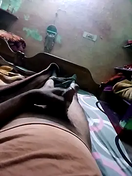 Snapshot of Su0580kd chatting on 2, 12, 2025 Su0580kd online show from 2, 12, 2025