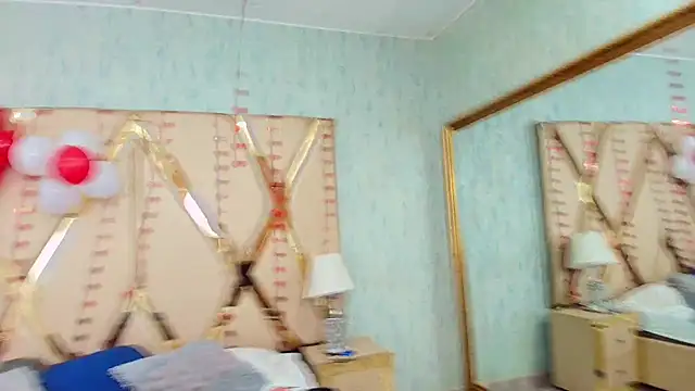 NicoleEsposito online show from 20, 2, 2025