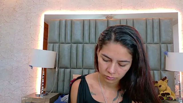 NicoleEsposito online show from 16, 1, 2026