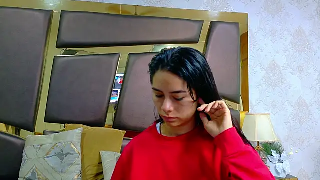 NicoleEsposito online show from 15, 4, 2026