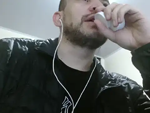 camiloking1720 online show from 17, 2, 2025