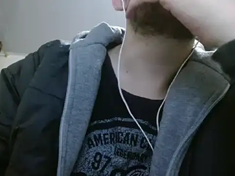 camiloking1720 online show from 28, 2, 2025