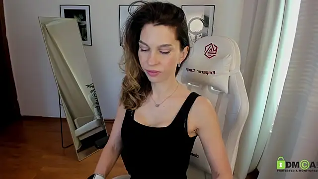 Selena Rase online show from 7, 2, 2025