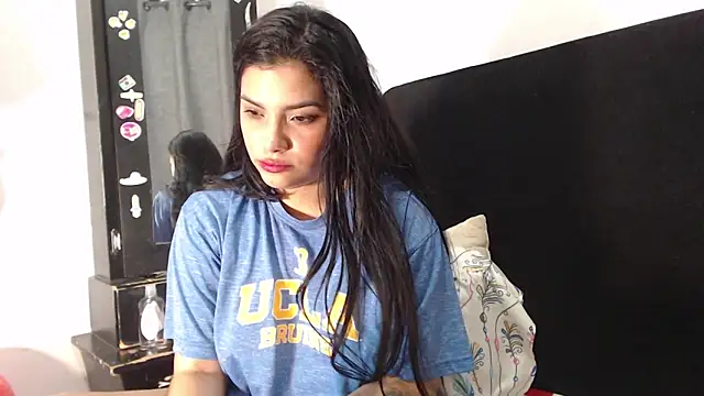 lolaa staars online show from 21, 12, 2024