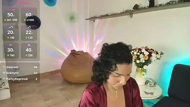 Elliee  online show from 11, 2, 2025