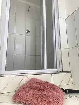 DarkBerry87 online show from 6, 3, 2025