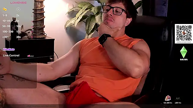 ADAM BOUTON  online show from 5, 11, 2025