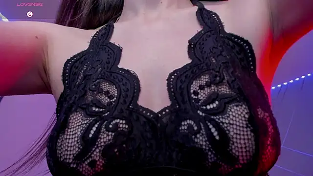 Snapshot of Ich_Bin_Julia chatting on 7, 2, 2025 Ich Bin Julia online show from 7, 2, 2025