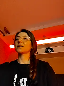 Snapshot of Ich_Bin_Julia chatting on 1, 12, 2025 Ich Bin Julia online show from 1, 12, 2025