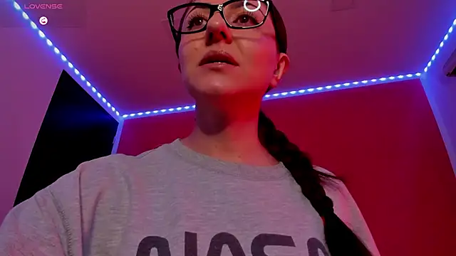 Ich Bin Julia online show from 2, 6, 2026