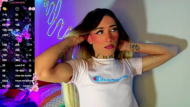 Snapshot of Micaela_Rangel chatting on 9, 5, 2026 Micaela Rangel online show from 9, 5, 2026