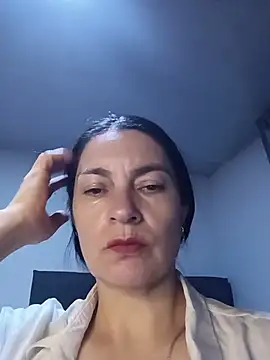 renata hot1 online show from 12, 7, 2026