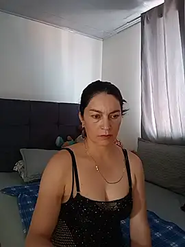 renata hot1 online show from 4, 8, 2026