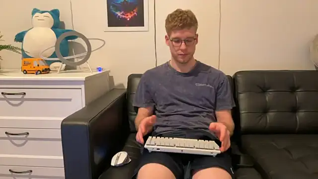 BlueEyedTallGuy94 online show from 26, 12, 2024