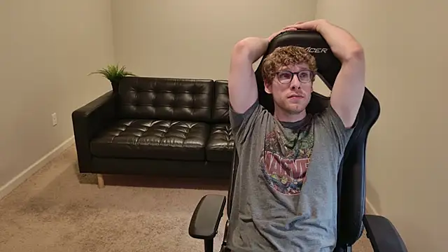 BlueEyedTallGuy94 online show from 12, 9, 2025