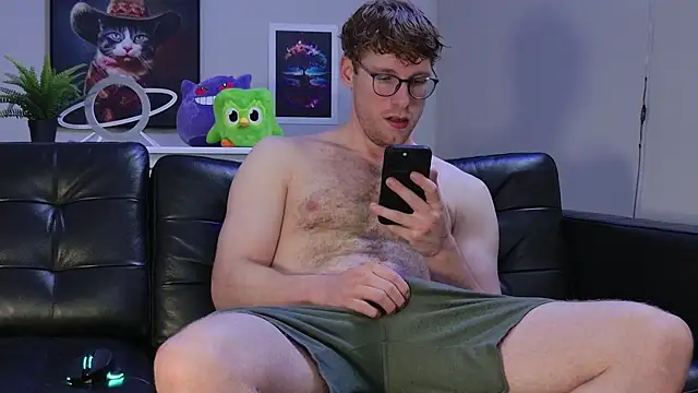 BlueEyedTallGuy94 online show from 21, 10, 2025