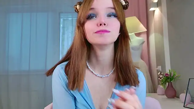 b4by LoL1 online show from 11, 10, 2025