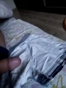 Snapshot of Grig1982 chatting on 16, 12, 2025 Grig1982 online show from 16, 12, 2025