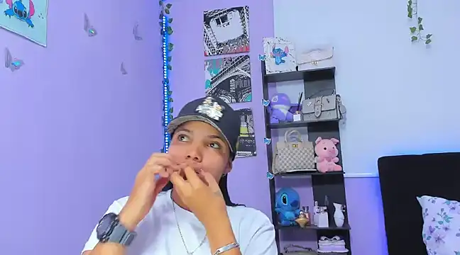 sara mendez2 online show from 26, 2, 2025