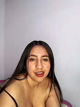 Snapshot of ailyn_miranda chatting on 18, 3, 2025 ailyn miranda online show from 18, 3, 2025