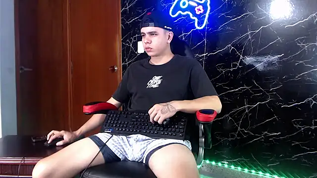 maty hardx online show from 4, 12, 2024