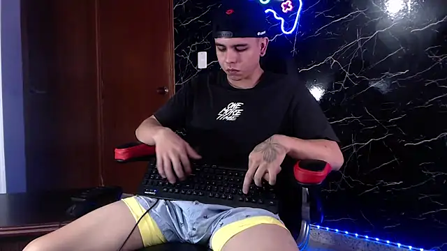 maty hardx online show from 4, 1, 2025