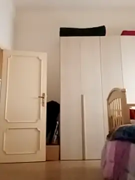 Snapshot of hairygirl80 chatting on 2, 2, 2026 hairygirl80 online show from 2, 2, 2026