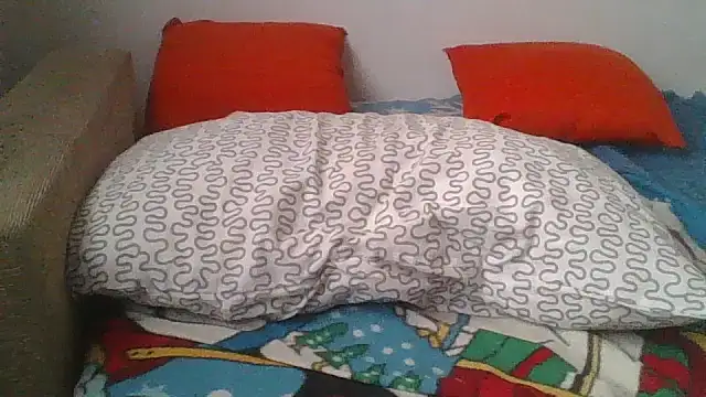 Snapshot of hairygirl80 chatting on 17, 2, 2026 hairygirl80 online show from 17, 2, 2026