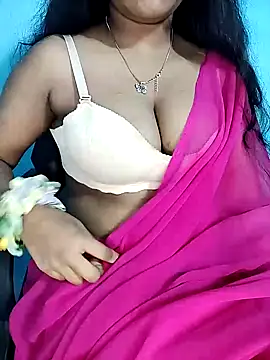 Snapshot of Sadika- chatting on 8, 1, 2025 Sadika- online show from 8, 1, 2025