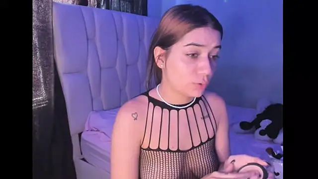 KittyKlum online show from 24, 1, 2025