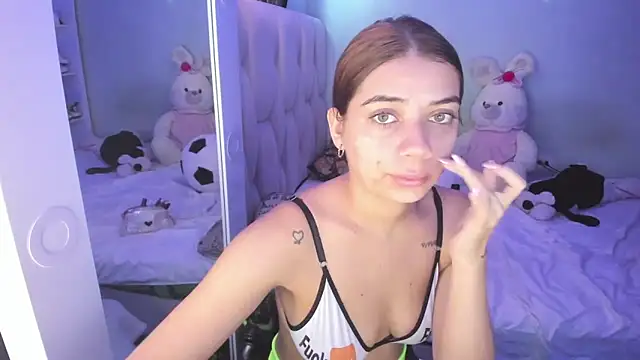 KittyKlum online show from 5, 12, 2025