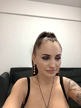 madonnaaaa online show from 24, 11, 2025