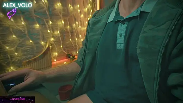 alex-volo online show from 22, 12, 2024