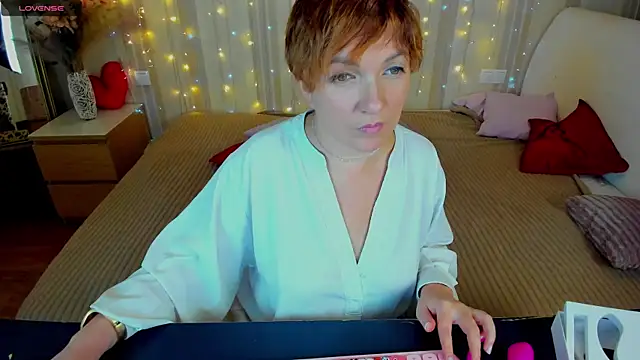 Katherine Fox online show from 11, 1, 2025