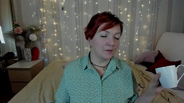 Katherine Fox online show from 15, 3, 2025