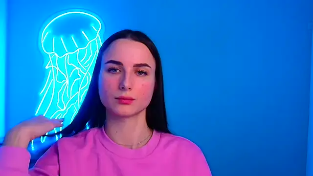 Eva Janee online show from 9, 12, 2024