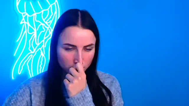 Eva Janee online show from 13, 2, 2025