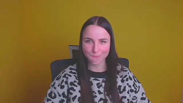 Eva Janee online show from 24, 2, 2025