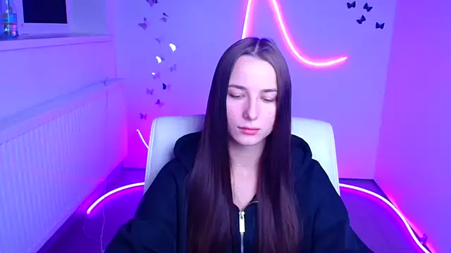 Eva Janee online show from 19, 12, 2025