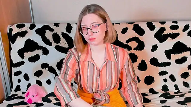 VeronikaKissuchi online show from 8, 2, 2025