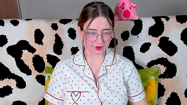 VeronikaKissuchi online show from 14, 2, 2025