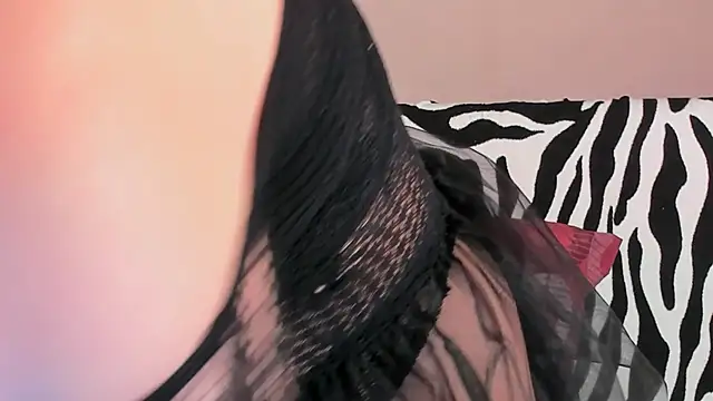 VeronikaKissuchi online show from 3, 3, 2025