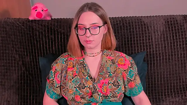 VeronikaKissuchi online show from 13, 3, 2025