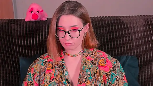 VeronikaKissuchi online show from 14, 3, 2025