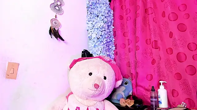 Snapshot of samy_foox chatting on 18, 6, 2026 samy foox online show from 18, 6, 2026