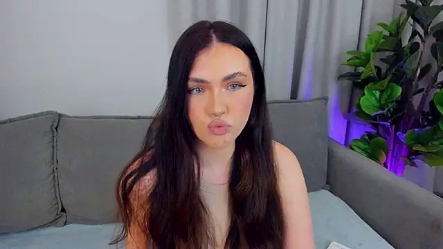 sexyangeloux online show from 22, 4, 2026