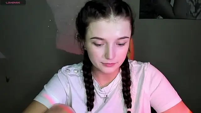 EvaaMillerr99 online show from 2, 12, 2024