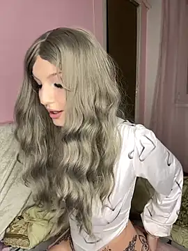 MoonAgnes online show from 28, 12, 2024